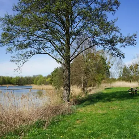 Hausboot Am Prerauer Stich In *